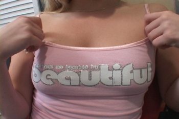 HANDJOBS NO BRA